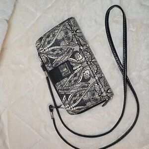 SAKROOTS CROSSBODY WALLET
